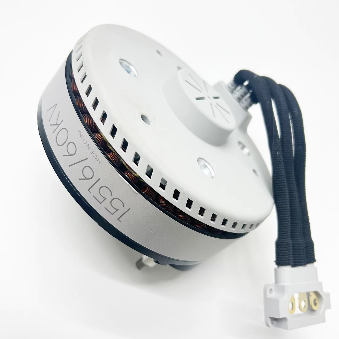 Оригинальный бесщеточный двига – обзор и цена Drone Motor